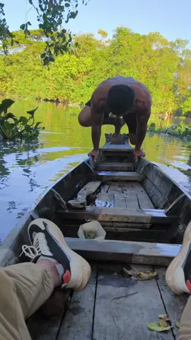တော်သေးတယ်ရေထဲကျတော့မလို့🥲#streetworkout #calisthenics #straddleplanche#fypシ゚viral #foryoupage #fyppppppppppppppppppppppp 