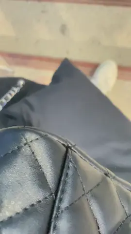 Các b ổn k?tui thì lạnh tê tái,hôm qua nắng đẹp ngựa ngựa mặc quần đùi nay về tuyết rơi lạnh thấy mẹ luôn 🥲 #nhatban🇯🇵 #nhungngaythangrongchoi #cogaidocthan 