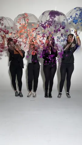 #transition #bride #bridalshoot #bridaldirac #weddinginspo #umbrella #fyp 