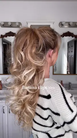 #bananaclip #bananaclips #bananacliptutorial #bananacliphairstyle #bananaclipupdo #easylonghairstyles #easyhair #easyhairinspo #cutehair #cutehairstyle #cutehairstyles #easyhairstyleslonghair #longhairstyles #hairtrends #hairtrend #90shair #heatlesshairstyles #onthegohairstyle #onthegohair #easyupdo #ValentinesDay #easyponytailhack #hairtok #fyp 