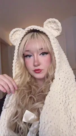 This is my favorite thing I have ever made 🧸#crochetinspo #crochet #crochetearmuffs #crochettiktok #coquette #coquetteaesthetic #crochethoodedscarf #bearearscarf #hoodedscarf 