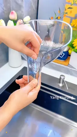 This multi-functional drain basin is easy to use for blanching food, controlling moisture, and washing vegetables and rice #kitchenhelper