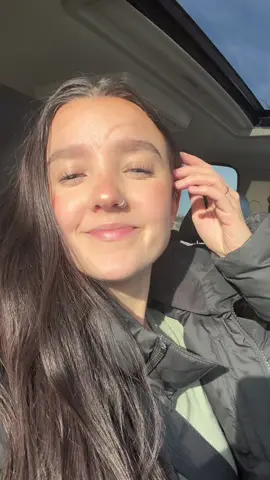 What us the temperature like where youre at? 🥶 #homegoodsfinds #homegoodshaul #vintagestore #MomsofTikTok #relatable #fyp #momof3 #homegoodsshopping #homegoods #familyvlog 