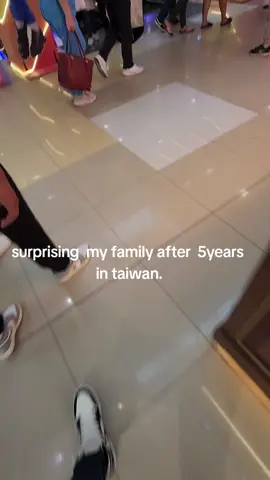suprising my family in PH. for 2weeks vacation. 😇😇😇 #ofwsurprise #vacation #fyp #family #abroad 