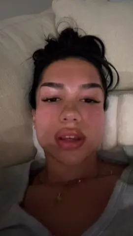 my face is so numb from my facial hahaha