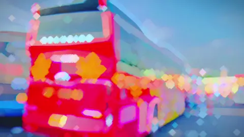 Cung điện di động Liên Hưng tuyến Sài Gòn - Huế #lienhung #lienhunglimousine #nhaxelienhung  
