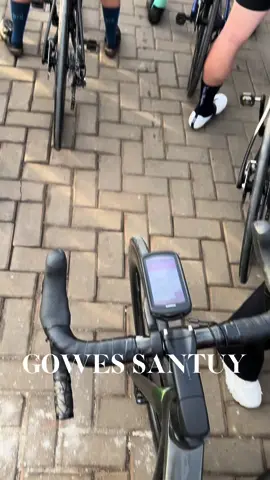 Gara2 ikutan program sehat nya PSI gowes santuy yang digagas Ci Grace aku jadi paham strategi dan kebijakan yang akan dilakukan oleh PSI demi tercapainya Indonesia Maju yang disampaikan oleh Ci Grace sambil sarapan bersama kemarin.  Seneng banget sehat nya dapet, sarapan dapet, wawasan akan Indonesia juga dapet🤩 thank you Ci Grace dan PSI!!