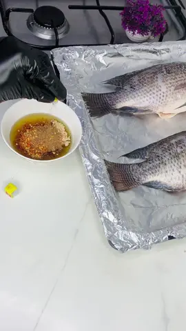 Simple and easy way to grill your fish💁‍♀️🤤 ❤️ #aeedees_kitchen #reels #viral #trending #foryou #foodies #arewafoodie #arewafoodblogger #grillfish #1millonlikes #1mvie 