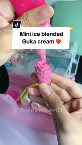 Best je kan dalam set Guka ni dia ada bagi sekali gelas mini ni, bukan satu je tapi ada 6 pcs dengan design yang berbeza 😭❤️ korang yang nak tu grab cepat cepat tau! Ada diskaun RM15 off tu 👀✨ #gukakeychain #diyset #fyp 