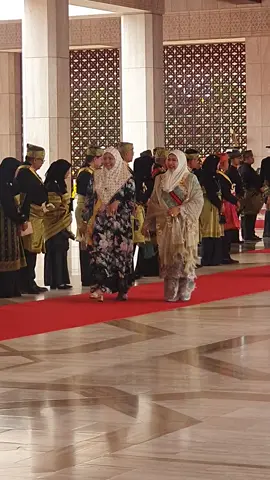 Majlis Istiadat Bersanding Pengantin Diraja - 14/01/2024 #PrinceMateen #AnishaRosnah #PengiranAnakIsteriAnishaRosnah #pengantindirajabrunei2024 #bruneiroyalwedding #bruneidarussalam #Brunei #princessrashidah #princessmajeedah #princesshafizahbolkiah #princessazemahnimatulbolkiah #princessazemah #princessfadzilah #princessfadzilahbolkiah #datinpadukaserihajahmariam #mariamaziz 