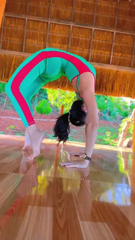 Trải nghiệm tập yoga trong nhà Rông hoà mình vào thiên núi rừng suối thác #yoga #yogacaolanh #caolanh #trangyoga #yogawithtrang #reels #yogadance #muayoga #tapyogacaolanh #xuan2024 #yogapose 