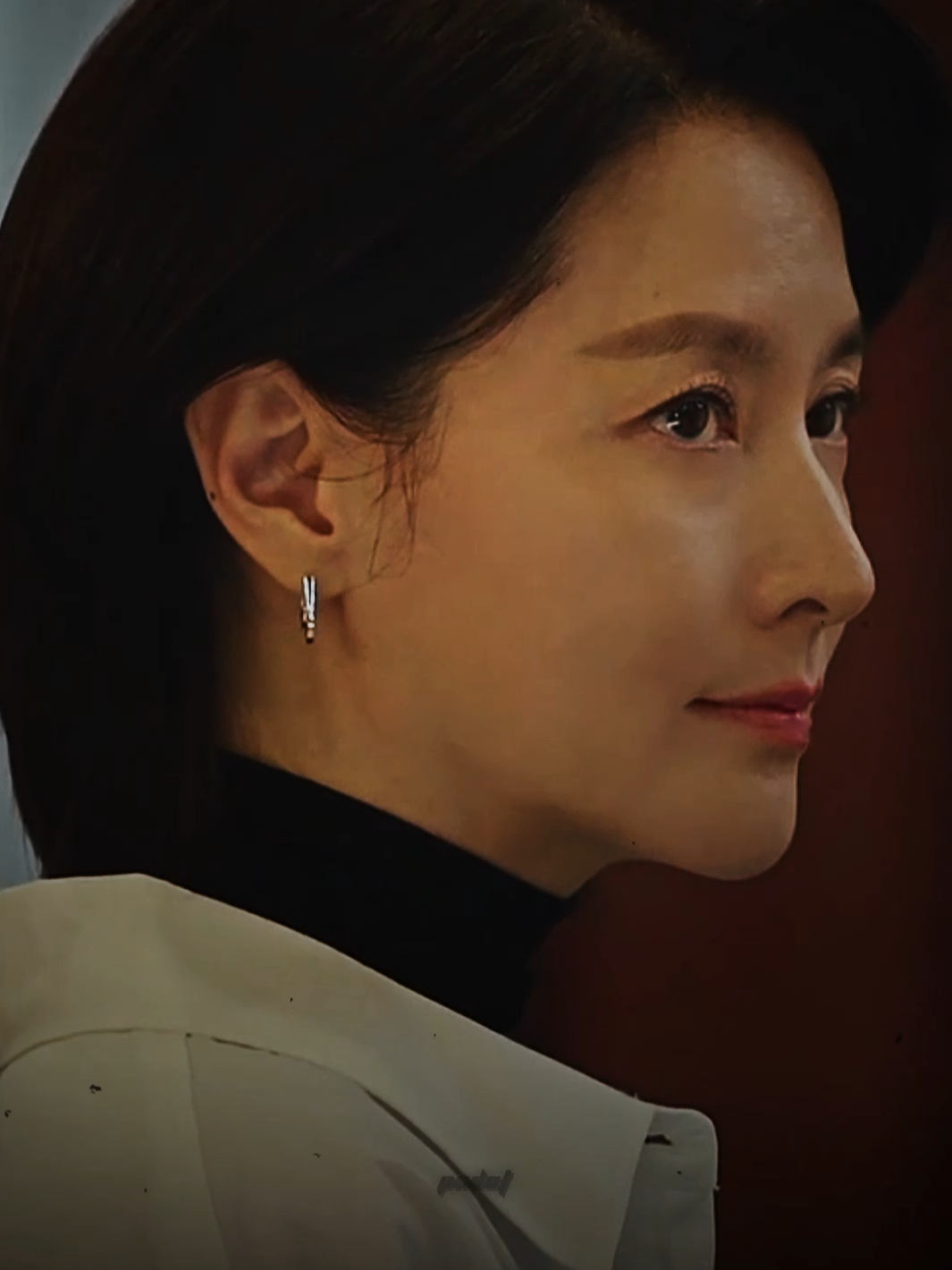 Her story life should be remembered as the strongest woman ever.  . . . . . . #maestra #maestrastringsoftruth #disneyhotstar #leeyoungae #이영애#이영애ama #kdramaedit #leeyoungaeedit #fy #fyp #foryoupage 