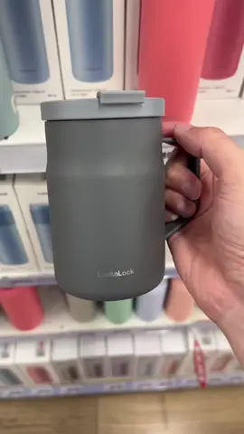 Ly giữ nhiệt LocknLock Metro Table Mug 600ml LHC4282 hai màu. Lock&Lock #lygiunhiet #lygiunhietchinhhang #lygiunhietlocknlock #locknlock #locknlockvietnam 