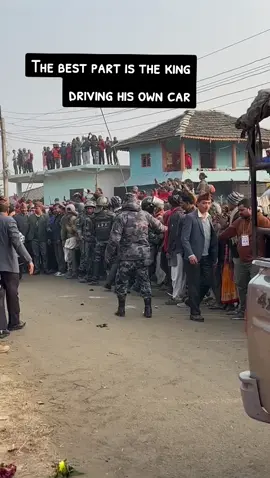 The best part is the king Gyanendra Bir Bikram Sah Dev driving his own car ❤️ #fypシ゚viral  #sarlahi  #kinggyanendra_shah🇳🇵🇳🇵🇳🇵 