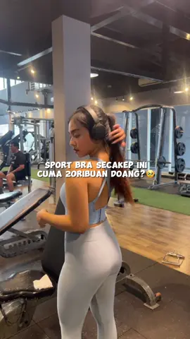 masih kaget nemu yang murah tapi bahan masih oke bgt😭 *NOTES: JGN BER-EKSPETASI TINGGI YA🙏🏻 #GymTok #gymmotivation #outfitgym #sportbrawanita #sportbragym #sportbramurah #girlgymtok 