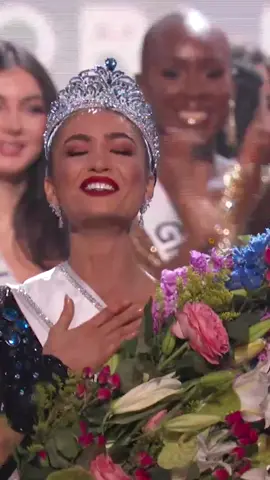 Just one year ago today we crowned Miss Universe 2022, @rbonneynola! Happy 1st Crowniversary! 👑🎉  #MissUniverse #fyp #usa #MissUniverse2022 #crowningmoment #crowniversary 