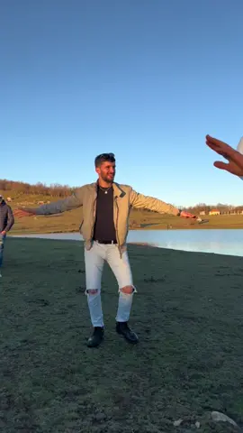 Afouss tighrathim au commentaires ❤️♓️ @YOUKS!  |  يوكسي   @Mister bejaia 2023  #yenayer #bejaia #dz #kabyle #kabyle_dz #akbou_bejaia_sidiaich💚💛 #kabyle_girl #viralvideo #viralvideo #kabylecanada #tiziouzou #dansekabyle #danse #trend #dansekabyle🔥 