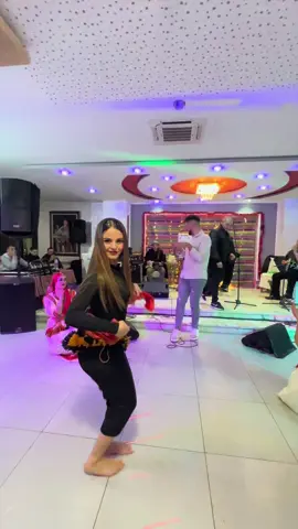 💚💙 Assegas ameggaz 💙💚💛 _______________________ #yennayer2968 #yennayer #kabyle #kabylegirl #kabyle_de_france #kabyles #dansekabyle #tenuekabyle #beautekabyle #tizi #tiziouzou #amazing #amazighgirl #ballet_asirem #vues #kabylegirl #kabyle_dance_amazighs_berber_danseuses 