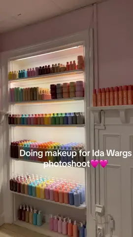 Had the pleasure to work with @IDA WARG Beauty presenting färg makeup on a new perfume shoot, heres how it turned out  All products used are by thee trusty @FÄRG MAKEUP & ACADEMY 💜 #Mua #makeupartist #makeuptransformation #makeup #fyp #BeautyTok 