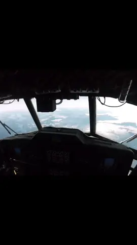 AD ASTRA 🇨🇴🤙🏻✈️🚁🇨🇴#specops #military #colombia #specialforces #fuerzaaeroespacialcolombiana #militaryaviation #fuerzaaereacolombiana #pilot #aviacion #fyp #apoyo #viral 