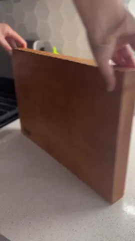 showing my boos block some much needed tlc #boosblock #butchersblock 