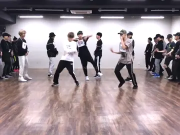 'MIC Drop' BTS dance break parts #bts #bts_official_bighit #namjoon #rm #seokjin #jin #suga #yoongi #jhope #hoseok #jimin #taehyung #v #jimin #jungkook #army #btsarmy #micdrop #dancebreakbts #foryou #foryoupage #fy #fyp #viral 