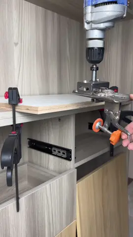 Có toosl làm việc chuyên nghiệp nhanh chóng hẳn #dotrongnha68 #DrillingJig #HingeDrillingTool #CửBảnKhoanLỗ #WoodDoorHinge #35mmHingeJig #KhoanLỗChínhXác #EffectiveDrilling #DoorHingeJig #DụngCụKhoan #ChínhXácNhanhChóng #JigToolTips #WoodworkingJig #35mmLỗKhoan #OneStepDrilling #HộpLềCửaGỗ #ToolsAndTips