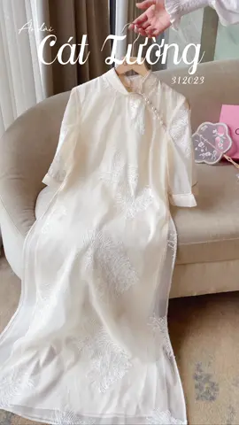 Áo dài Cát Tường vừa ra mắt đã hot quá trời hot💯 #xuhuong #tet2024 #aodaihotgirl #aodaivietnam #aodai #aodaicachtan #aodaithietke #Charme 