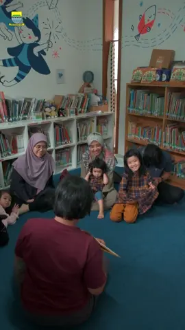 Wargi Bandung yuk ah mari tingkatkan literasi membaca sedari dini✨ Dengan membaca/membacakan buku bersama anak-anak👩🏻‍🏫😍🥰🙌🏻 #bacabuku #tonghilap #membacabersamaanak #membacabersama #kotaramahanak #literasisedaridini #budayaliterasi #literasianak #literisasianakusiadini #perpustakaanbandung #perpustakaananakbandung #ramahanakbandung #pinjambukuanak #pustakalana #pustakalanabandung #infobandung #playgroupbandung #infobandungkota #bandunginfo #bandungunggul 