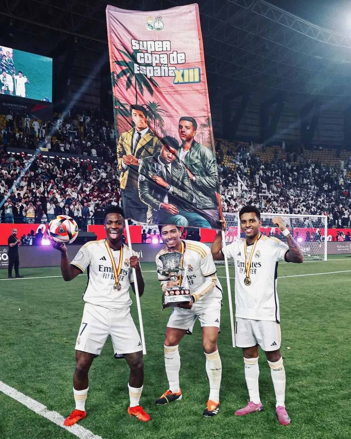 We got Grand Theft Hala Madrid before GTA VI.  #football #Soccer #futbol #fyp #foryou #viral #realmadrid #judebellingham #bellingham #laliga #ElClasico #rodrygo #rodrygogoes #vini #vinijr #vinicius #viniciusjunior #supercopadeespaña #supercopa #gta #gta5 #gta6 #gta4 #halamadrid 