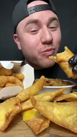 Chinese takeout ASMR 🥡🥠 #asmrmukbang #asmreating #mukbang #eatingshow #notalkingasmr #eatingsounds #mukbangeatingshow #eatingasmr #chinesetakeaway #chinesefood 