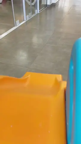 Olha o escorrega  #pirapaparapo #escorrega #brinquedo #diversao #alegria #criancas #homeplay #diversaotiktok 