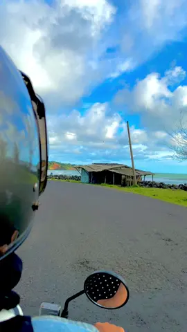 Ini pantai nya lebih bagus tapi ngak sempat mampir😔 #pantaiuraibengkuluutara #bengkuluutara #bengkukupride #bengkuluhits #fypシ #bengkuluindonesia 