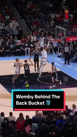 @Victor Wembanyama goes behind the back, then throws down the big one hand jam 😤‼️ #Wemby #NBA #Spurs 