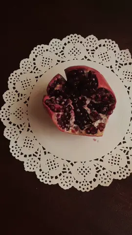 Eat your heart out 💌 #pomegranate #darkcoquette #coquetteaesthetic #pinterestaesthetic #darkacacademia 