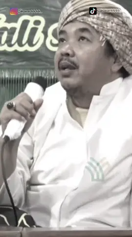 Sang Murobbi 🥰🤍 Ceramah KHR. MOH KHOLIL AS'AD 💚 Semoga kita semua dapat barokahnya beliau, aamiin. #ngirengaajunan #ngirengatakngaranga #ajunan #ceramahkhrmohammadkholilasad #khrmohkholilasad #pelabuhankalbut #panarukan #situbondo #dnssitubondo #almahabbah #walisongo #mimbaan #panji #situbondo #granast #soca4444 #geslim #syabab #bondowoso #jember #lumajang #banyuwangi #madura #probolinggo #pamekasan #sumenep #sepudi #fyp #fypdongggggggg #sholawatviral #sholawat #besuki #teruslahbersholawat 