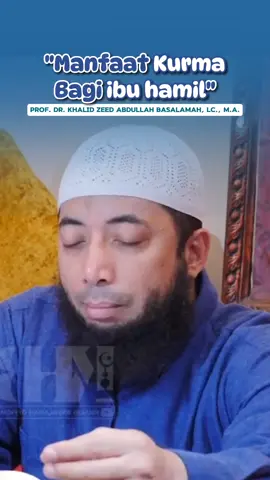 Kurma memiliki banyak manfaat bagi ibu hamil. Kandungan nutrisinya, seperti zat besi, kalsium, dan serat, dapat membantu mendukung kesehatan ibu dan perkembangan janin. Kurma juga mengandung asam folat yang penting untuk mencegah kelainan pada sistem saraf bayi. Selain itu, kurma dapat membantu menjaga kadar gula darah, mengurangi risiko anemia, dan memberikan energi tambahan selama kehamilan. Dengan konsumsi yang moderat, kurma dapat menjadi tambahan yang bergizi dan lezat untuk diet ibu hamil. #kurma #ibuhamil #kesehatan 