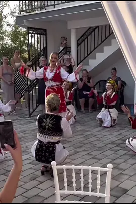 #nusetshqiptarebelike #dasmashqiptare #nusetshqiptare🔥 #nusebukuroshe👰🌟❤️ #mashaallah #🧿🙏❤️ #viralvideo #fyp #fyYYYYy #fypシ #fypシ゚viral #fyyyyyy #wedding #albanish #🇦🇱🇦🇱🇦🇱 #dence 