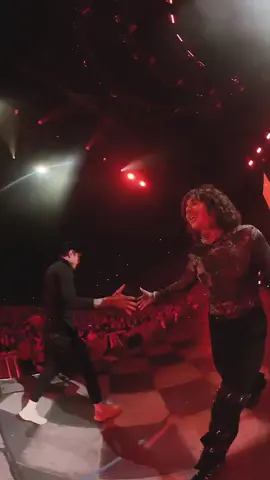 𝘼𝙉𝙏𝙄𝙑𝙄𝙎𝙏 @badomensofficial #bmth #moshtok #altmusic #badomens 