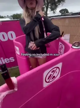 Female festival urinals yay or nay #ravetok✨ #raversoftiktok #dnb #festivalseason 