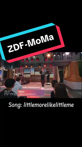 MAMA ICH BIN IM FERNSEHEN!!! . . kleiner Recap von unserem Trip nach Berlin zum ZDF Morgenmagazin . Facts:  - 14h Fahrt für 3,5min spielen🥹❤️ - hab die Snare wenn überhaupt gestreichelt damit sie nicht zu laut ist🥁 - der Film „Animalia“ wurde als Öko-Thriller bezeichnet😂 - die zwei die ich auf meiner Reise nach Berlin mitgenommen habe waren ganz nett🙂🫶🏼 #nnoa #yourfantasy #littlemorelikelittleme #zdf #morgenmagazin #fyp #foryou 