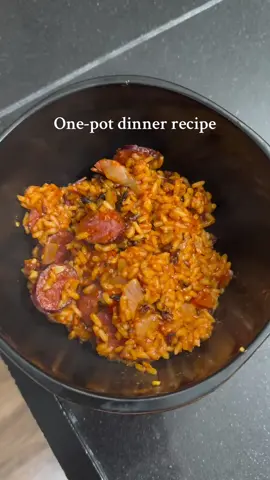Easy one-pot dinner recipe! Sausage and rice😋 #easydinnerrecipes #easydinner #easydinnerideas #easydinnermeals #onepotmeals #onepotmealrecipes #onepotdinner #onepotwonder #Dinnerldeas #dinnerwithme #dinnerrecipe #dinnerisserved #sausageandrice #smokedsausagerecipe #quickdinnerideas #quickdinnerrecipes #recipes #cookwithme #cheapmealideas #cheapmeals #cooking #cookingvideo #makedinnerwithme #wife #wifelife #comewithme #ideas 