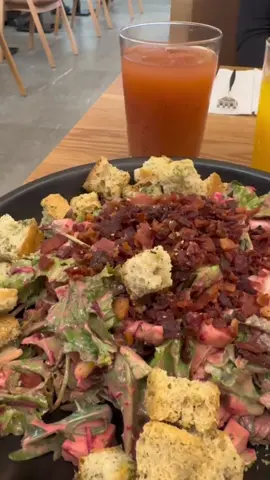 Green Grass📍 Av. Insurgentes Sur 1446-Local A, Activan, Benito Juárez, #cdmx #ensalada #saludable #gordoarrepentido #Foodie #foodtiktok #fodlover #fyp 