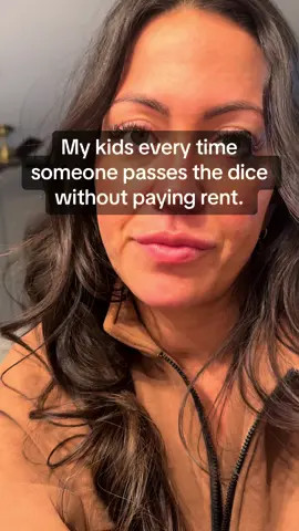 I hate playing Monopoly with them 🙄🙄🙄😂 #monopoly #snowday #texasfreeze #mymoffitts #kardashiansounds #familygamenight 