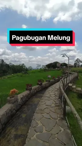 Cuaca hari ini terpantau cerah bree , ciblon cocok Yuh 😄 . Lokasi 📍ig pagubugan_melung . #desawisatamelung #kedungbanteng #purwokerto #banyumas #jateng #visitjateng #jatenggayeng #wisatajateng #dolanjateng #purwokertoonline #wisatapurwokerto #instapurwokerto #aslipurwokerto #lovepurwokerto #purwokertocity #banyumascity_ #purwokertokeren #purwokertorepost #purwokertodrone #panoramabanyumas #ayodolan #keluarbentar 