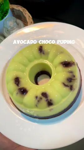 Avocado choco puding ✨🤤 #puding #avocadochocolatepudding #pudingcoklat #resepdessert #dessertpuding #reseppuding 