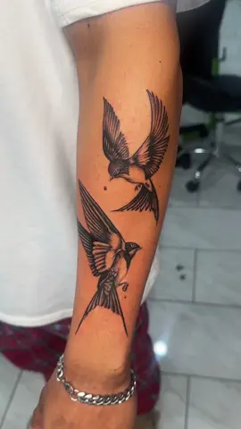 Couple of sparrows the other day, not bad  for his first tattoo #latattooartist #latattoos #tattoo #longbeachtattoo #orangecountytattooartist #anaheimtattooartist #anaheimtattooartist #upandcomingartist #sparrowtattoo #finelinetattoo 