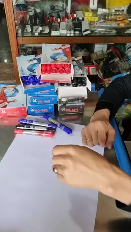 bút lông PM-09 hai đầu thiên long sản được dùng  phổ biến trong cơ quan văn phòng.học sinh.sinh viên.cở xản xuất kinh doanh.bút có hai đầu.đầu to và đầu nhỏ tùy theo cách viết bút lông PM-09 mầu mực sắc nét @bachhoaquyenthao77 @bachhoaquyenthao77 mực ra đều không lo bịt tắc mực.sản phâm của thiên long luôn luôn đôngf hành cùng các bạn #butlongthienlong #butlongPM09thienlong #bachhoaquyenthao77 #dodunghoctap #dodungvanphong #vpp #đounghocsinh 