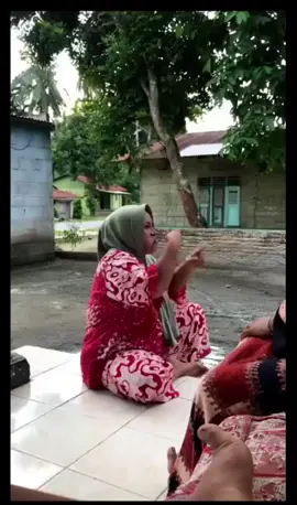 #Ekspresi  #ibuibusedanggosip  #ApakahBenarDemikian??? ,🤣🤣