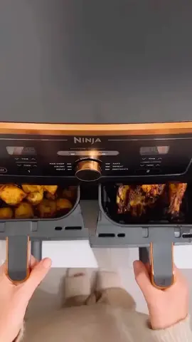 If you haven’t joined the air fryer geng, then this might be the time because this Ninja Foodi MAX Dual Zone Air Fryer is giving.🔥🔥 The sleek black and copper colourway is giving us this luxurious touch, and it comes with a pair of silicone tongs and a free apron. Ninja is one of our favourite air frying brands and its dual basket sizes are perfect for families and larger households. 🔥Price - Gh3,950🔥 Available for immediate delivery !! Call us on ☎️ 0501077667 WhatsApp 📲 - 0550327637 100% UK MADE WE DELIVER NATIONWIDE AT A REASONABLE FEE!!